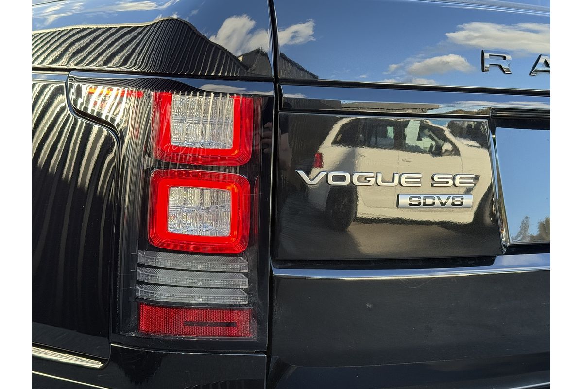 2017 Land Rover Range Rover SDV8 Vogue SE L405