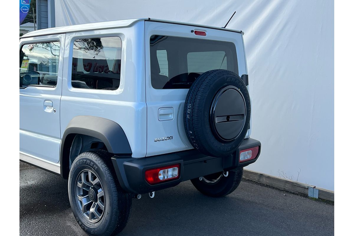 2025 Suzuki Jimny GLX GJ
