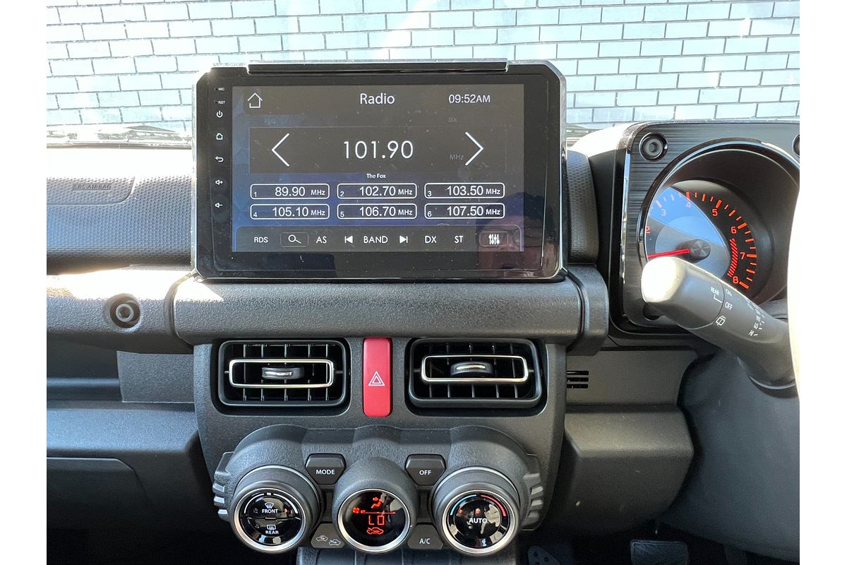 2025 Suzuki Jimny GLX GJ