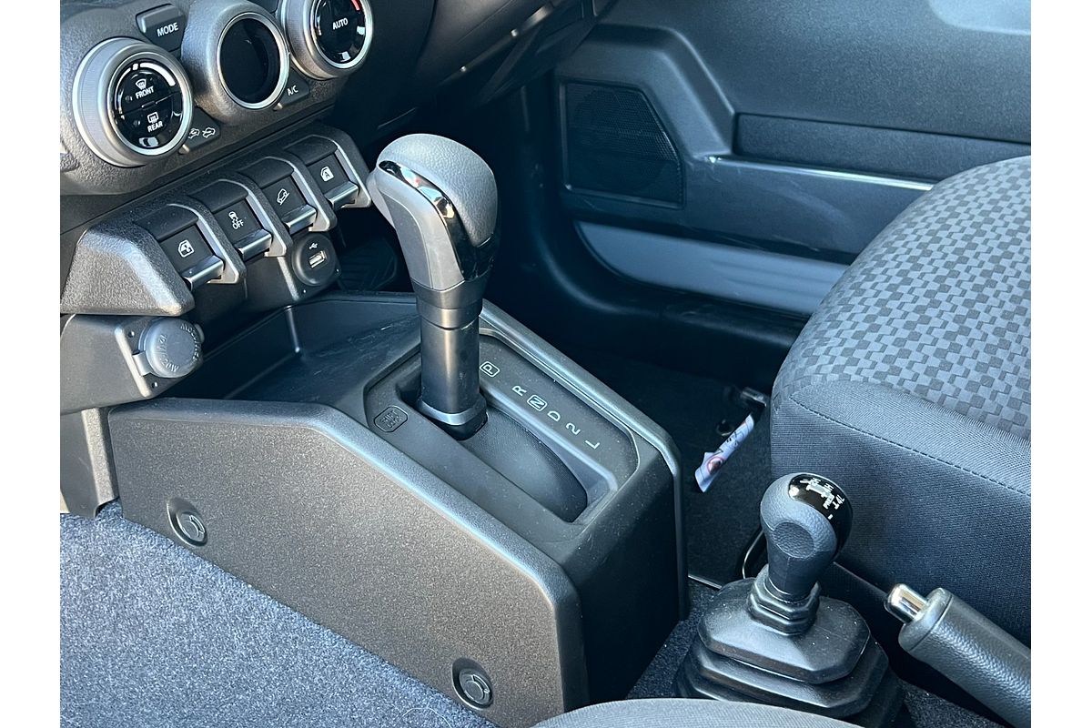 2025 Suzuki Jimny GLX GJ