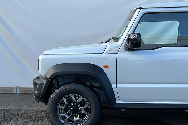 2025 Suzuki Jimny GLX GJ