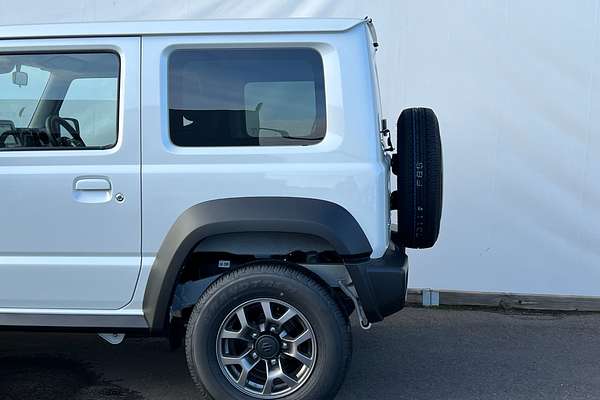 2025 Suzuki Jimny GLX GJ