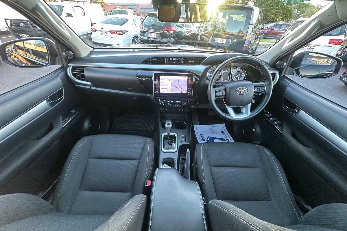 2023 Toyota Hilux SR5 GUN126R 4X4