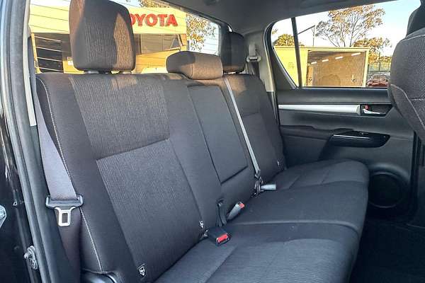 2023 Toyota Hilux SR5 GUN126R 4X4