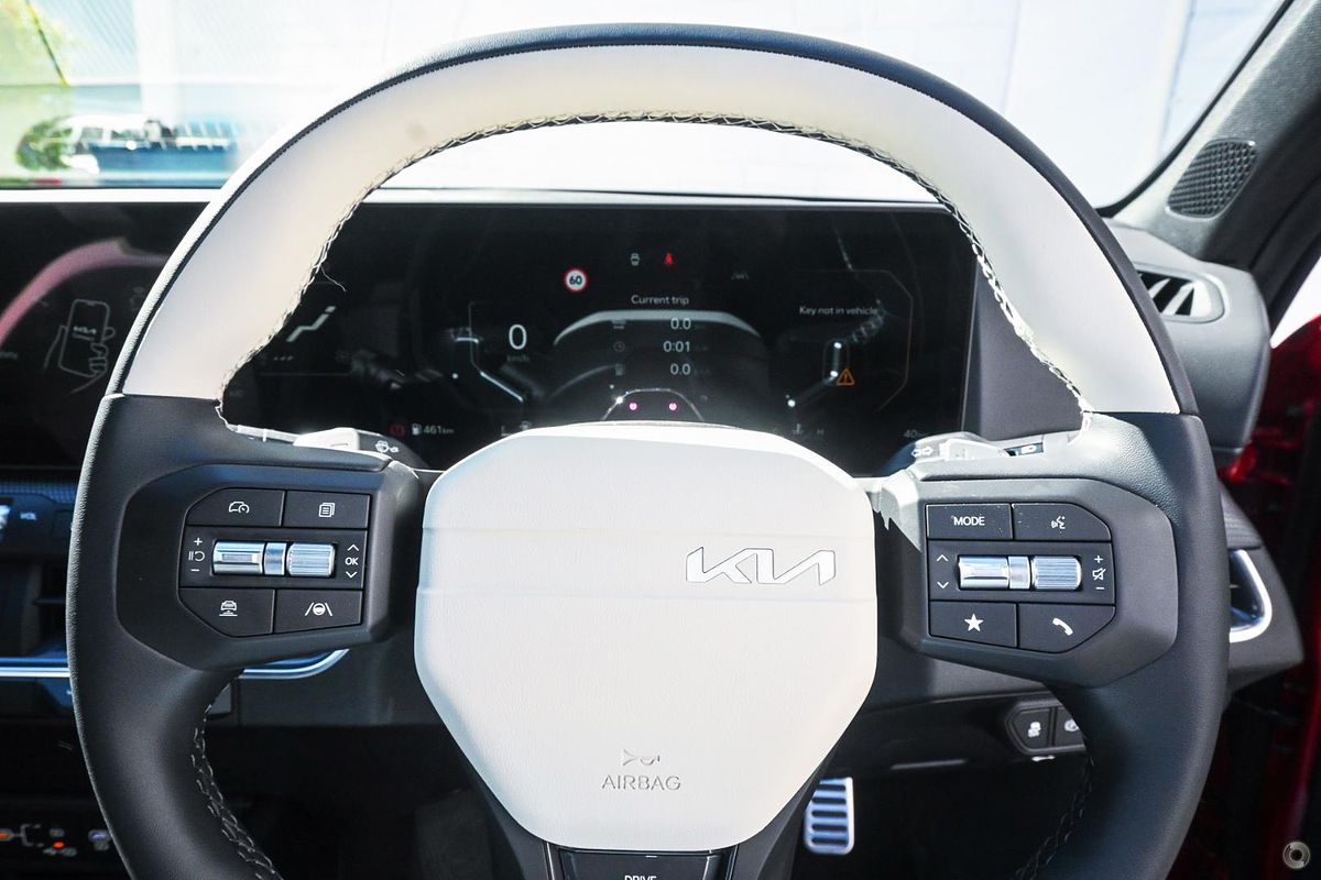 2025 Kia K4 GT-Line CL4m