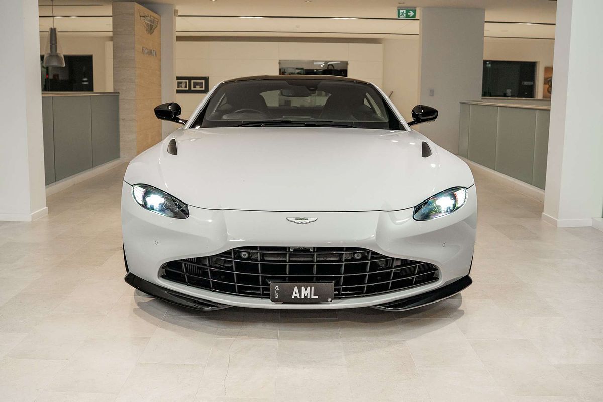 2022 Aston Martin Vantage