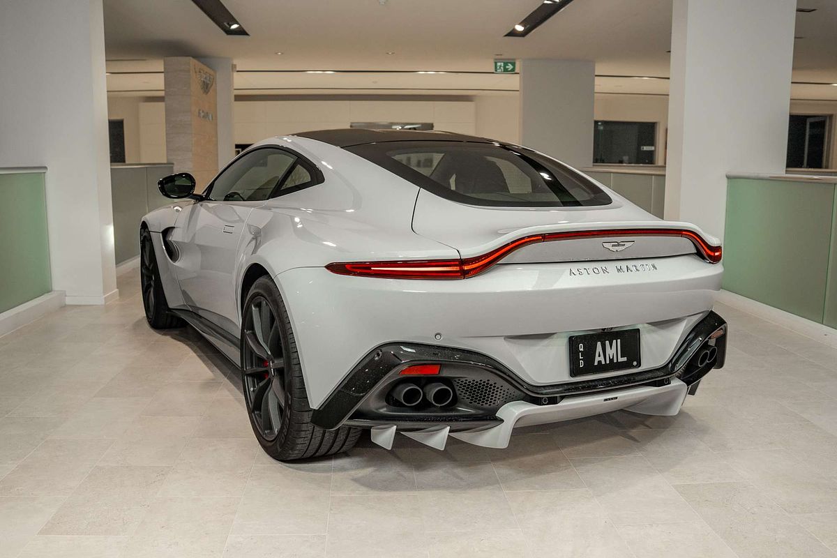 2022 Aston Martin Vantage