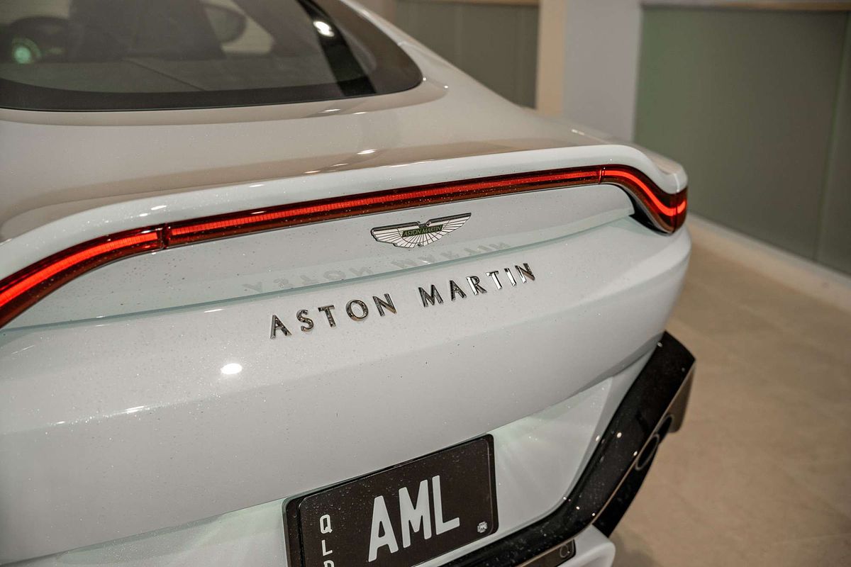 2022 Aston Martin Vantage