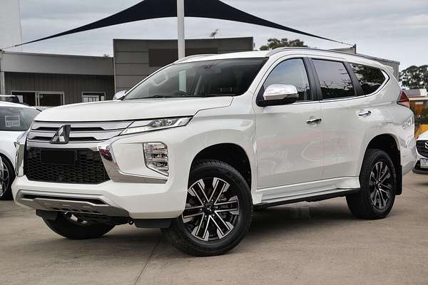 2022 Mitsubishi Pajero Sport GLS QF