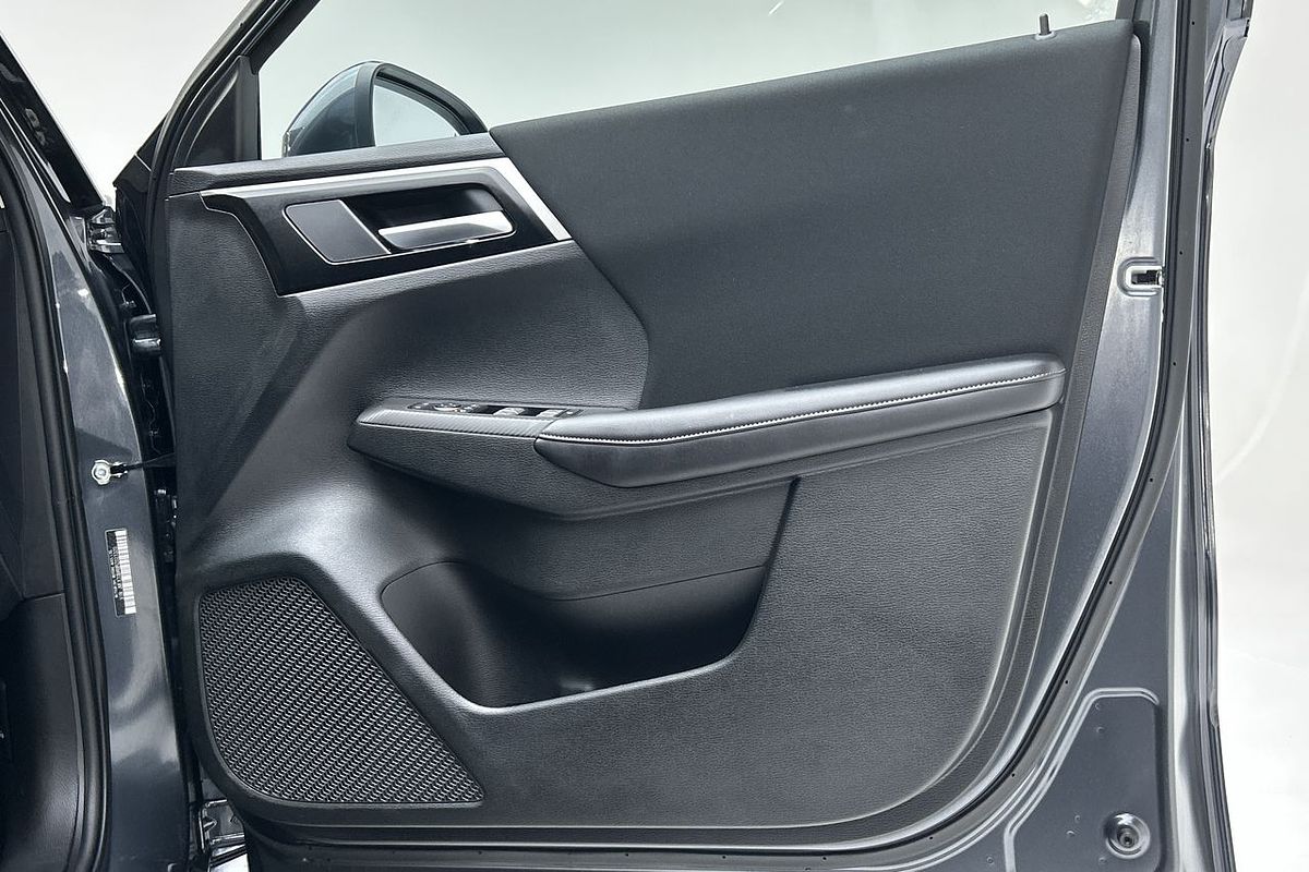 2024 Mitsubishi Outlander LS ZM