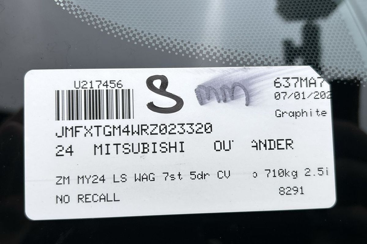 2024 Mitsubishi Outlander LS ZM