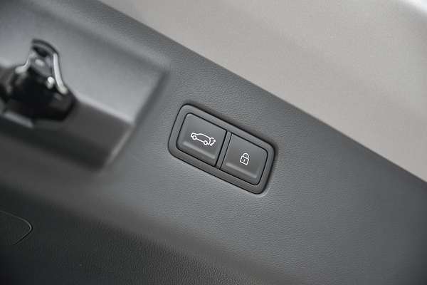 2025 Hyundai Santa Fe Hybrid Calligraphy MX5.V1