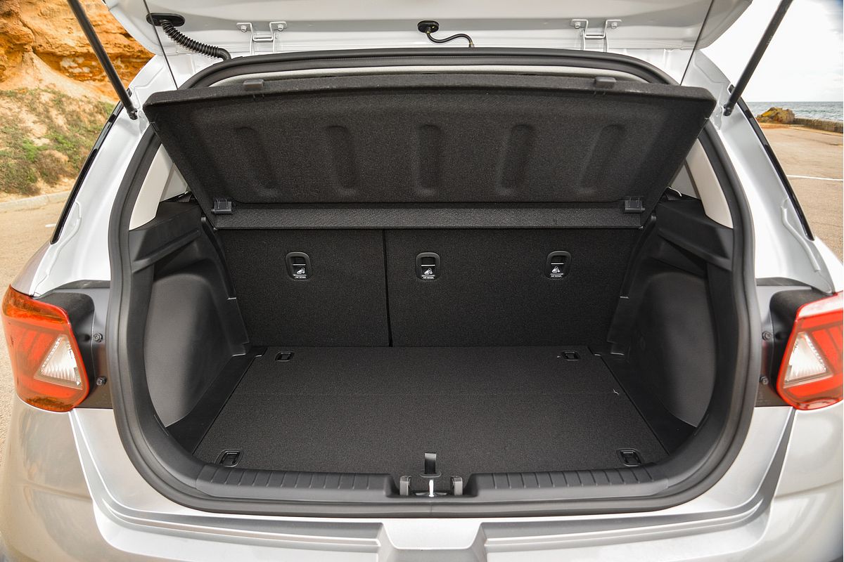 2025 Hyundai Venue Active QX.V5