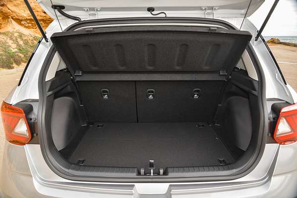 2025 Hyundai Venue Active QX.V5