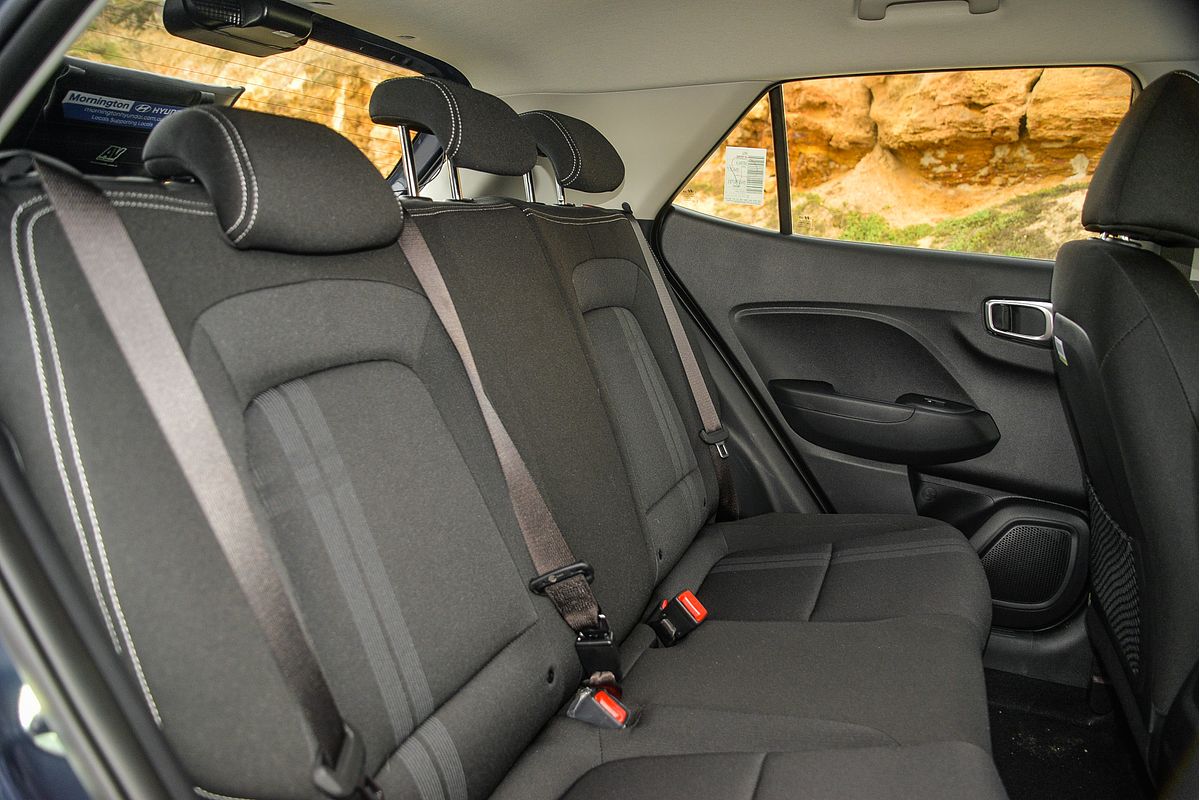 2025 Hyundai Venue Active QX.V5