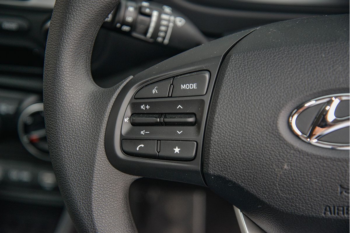 2025 Hyundai Venue Active QX.V5