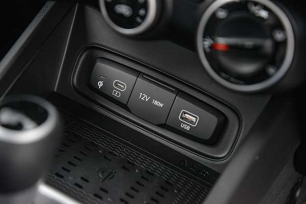 2025 Hyundai Venue Active QX.V5