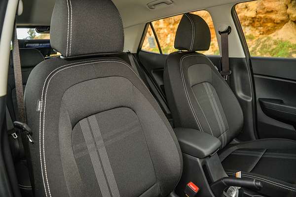 2025 Hyundai Venue Active QX.V5