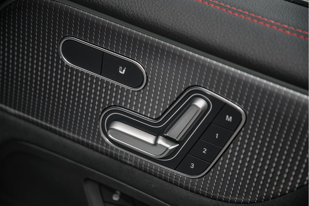 2023 Mercedes-Benz EQB EQB350 X243