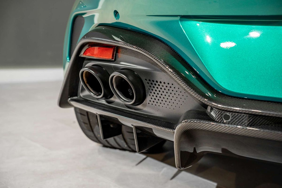 2024 Aston Martin Vantage