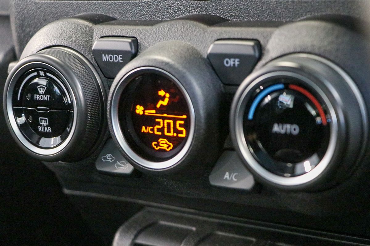 2025 Suzuki Jimny GLX GJ