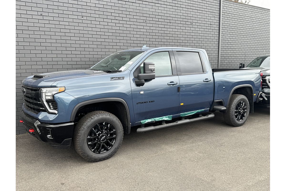 2025 Chevrolet Silverado HD LTZ Premium W/Tech Pack T1 4X4