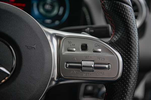 2023 Mercedes-Benz EQB EQB350 X243