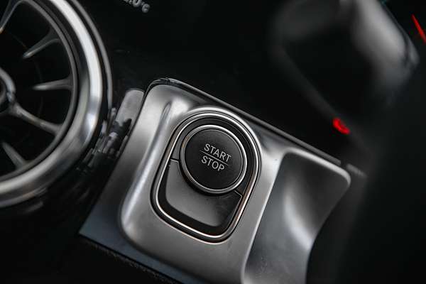 2023 Mercedes-Benz EQB EQB350 X243