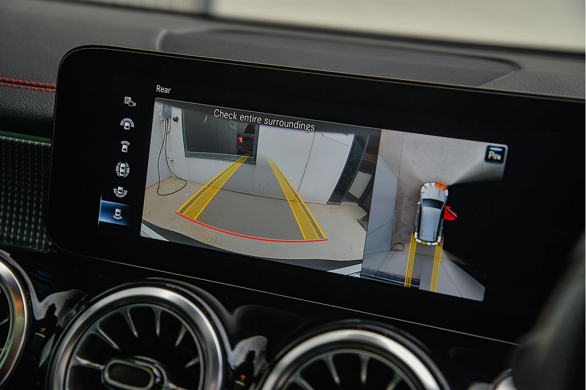 2023 Mercedes-Benz EQB EQB350 X243
