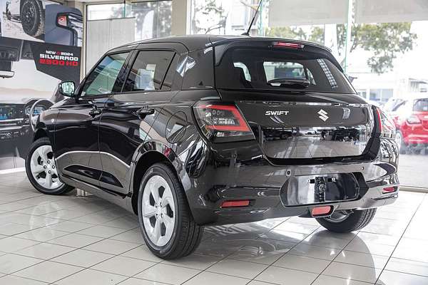 2025 Suzuki Swift Hybrid Plus UZ