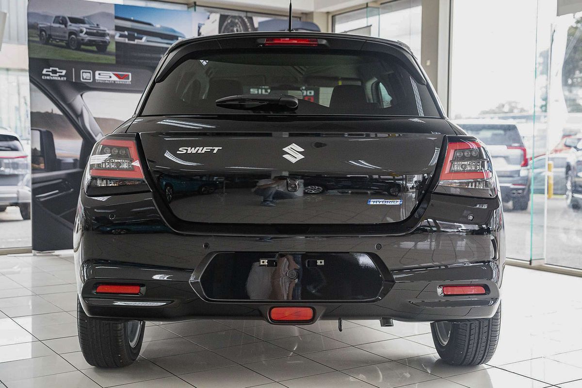 2025 Suzuki Swift Hybrid Plus UZ