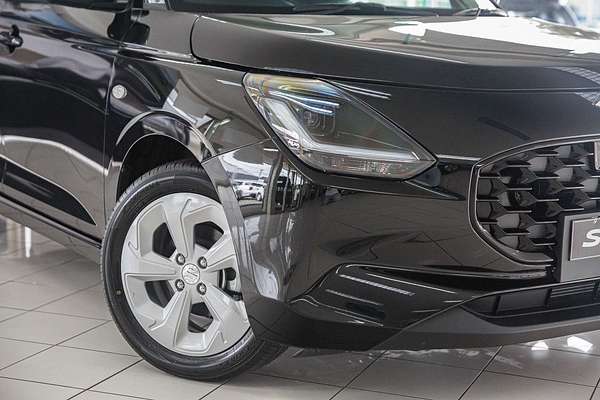 2025 Suzuki Swift Hybrid Plus UZ