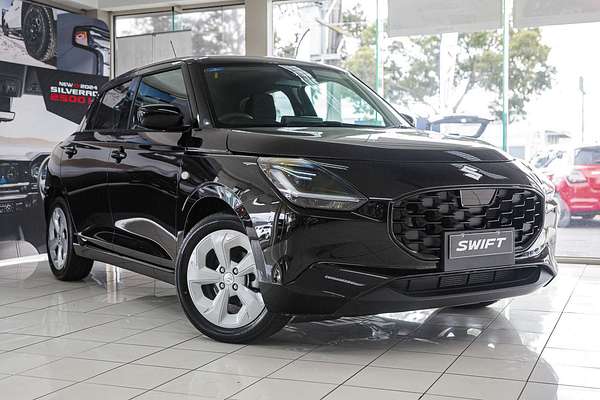 2025 Suzuki Swift Hybrid Plus UZ