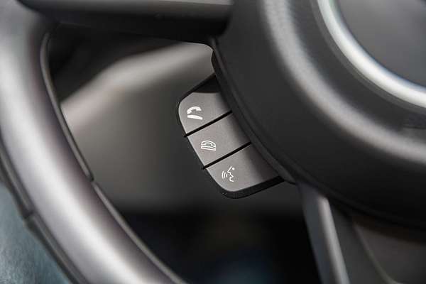 2025 Suzuki Swift Hybrid Plus UZ