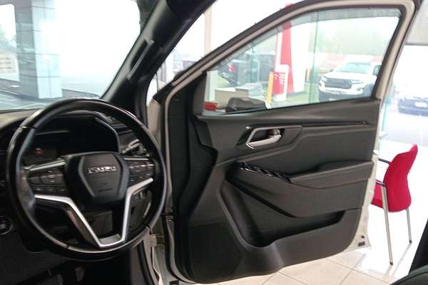 2021 Isuzu D-MAX X-TERRAIN 4X4