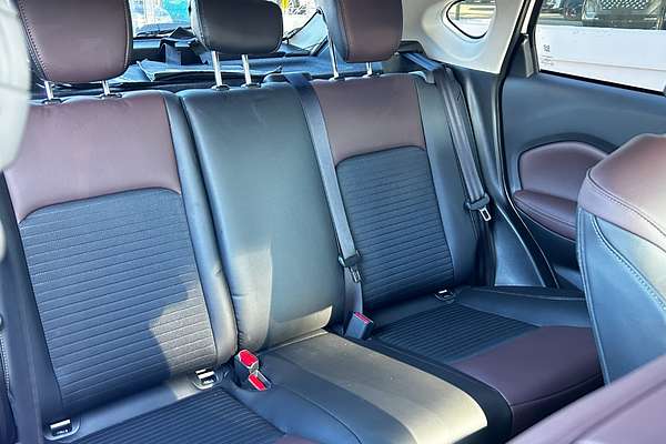 2025 Suzuki Fronx Hybrid KW