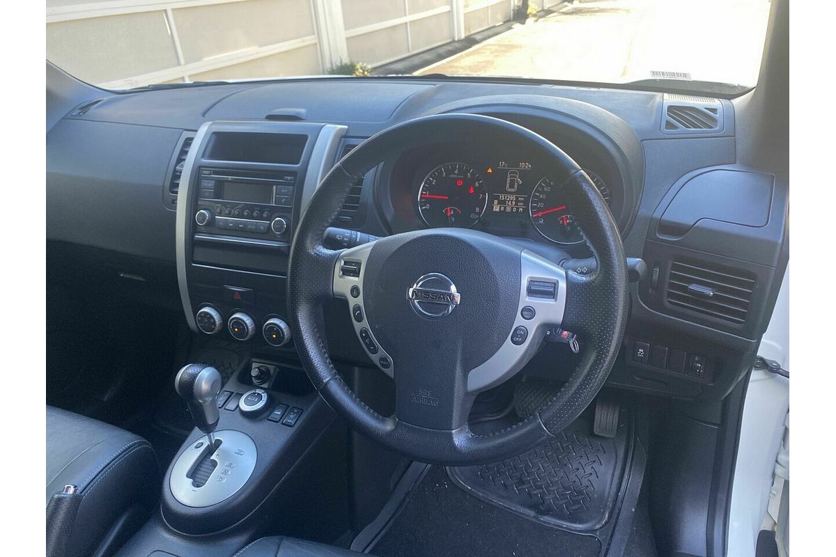 2013 Nissan X-TRAIL ST-L T31