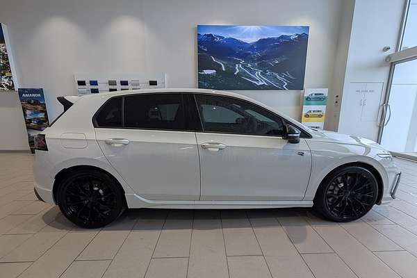 2025 Volkswagen Golf R Black Edition 8.5
