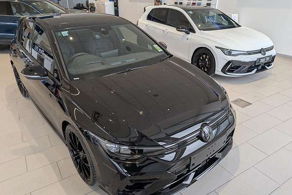 2025 Volkswagen Golf R Black Edition 8.5