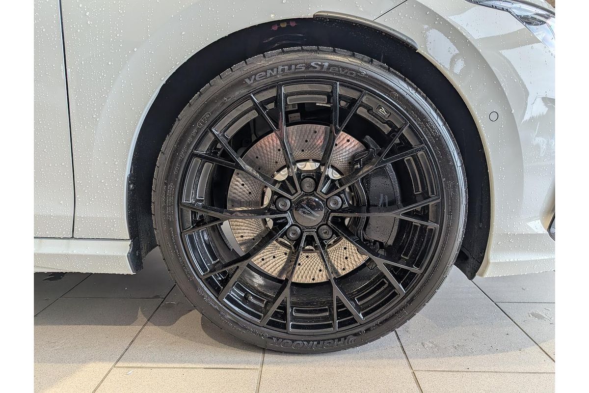 2025 Volkswagen Golf R Black Edition 8.5