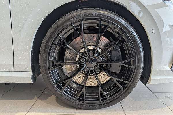 2025 Volkswagen Golf R Black Edition 8.5