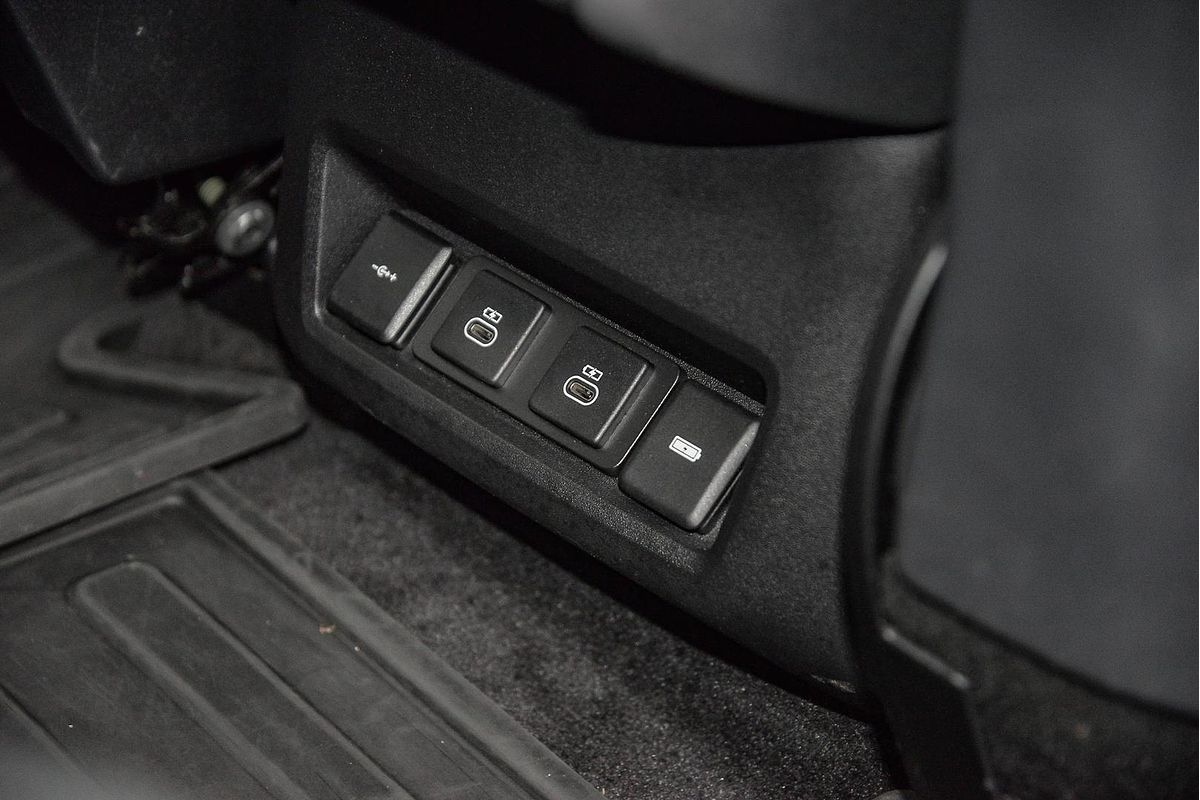 2021 Land Rover Discovery P360 R-Dynamic HSE Series 5