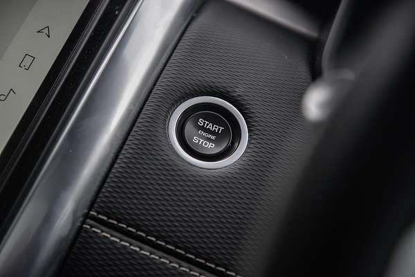 2021 Land Rover Discovery P360 R-Dynamic HSE Series 5