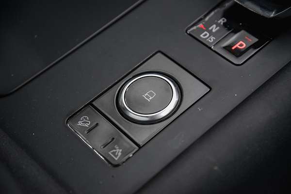 2021 Land Rover Discovery P360 R-Dynamic HSE Series 5