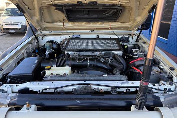 2010 Toyota Landcruiser Workmate VDJ79R 4X4