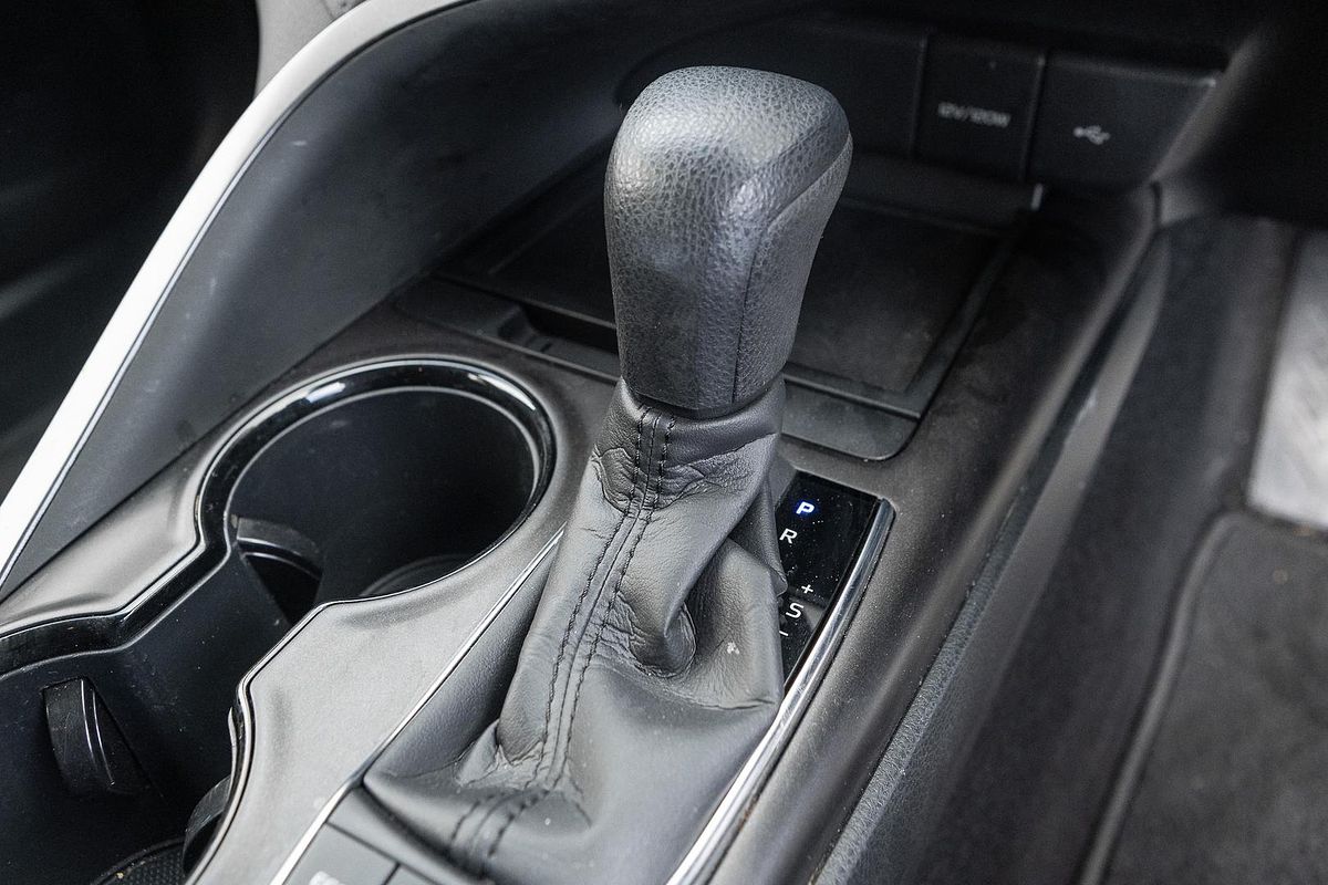 2024 Toyota Camry Ascent AXVH70R