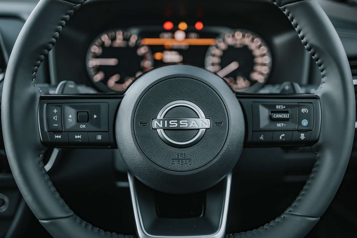 2025 Nissan X-TRAIL ST-L T33