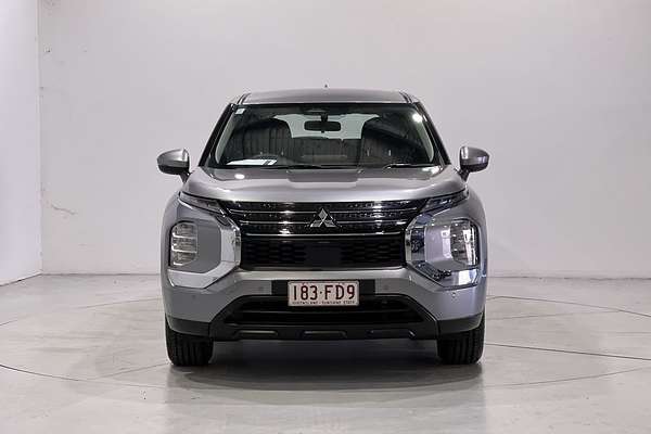 2022 Mitsubishi Outlander ES ZM