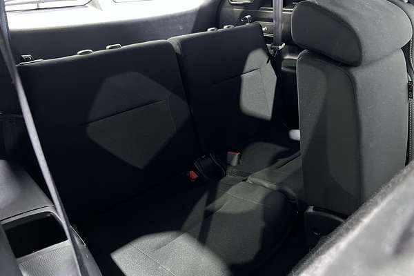 2022 Mitsubishi Outlander ES ZM