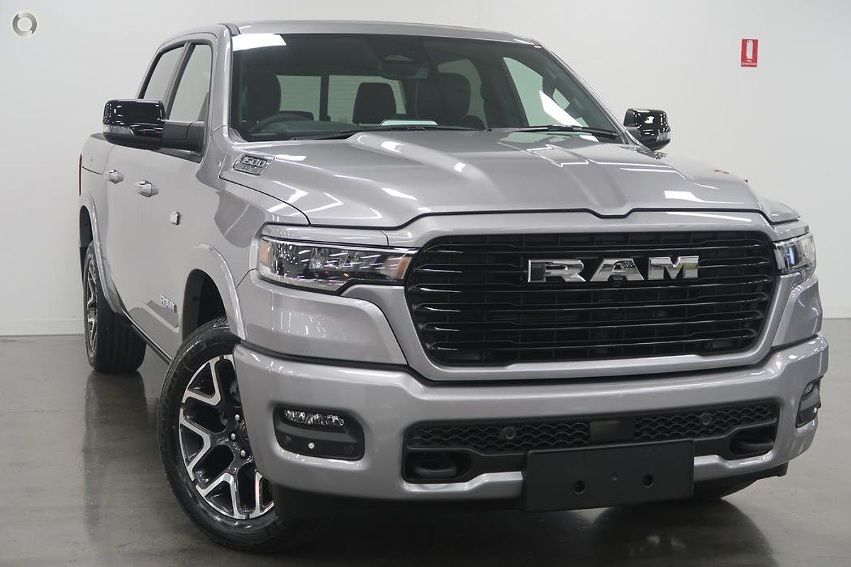 2025 RAM 1500 Laramie Sport Hurricane SO RamBox DT 4X4 SWB